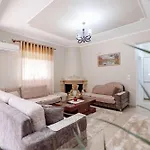 Roan Lejlighed Sarandë