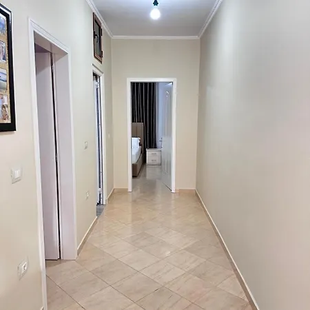 Roan Apartment